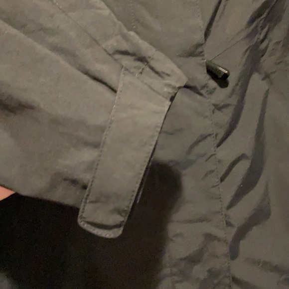 1221 The North Face - Hyvent Jacket_FLAW Pricing_NO DISCOUNTS - Picture 7 of 13